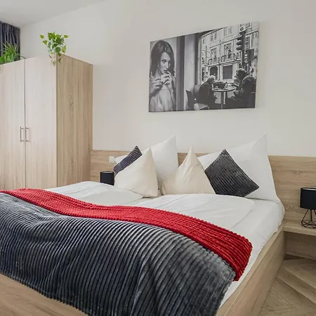 Апартаменты Peaceful Next To Jubilee Synagogue Прага